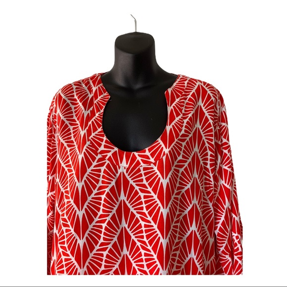 Escapada Red and White Relaxed Fit Top Size Large - Picture 2 of 7